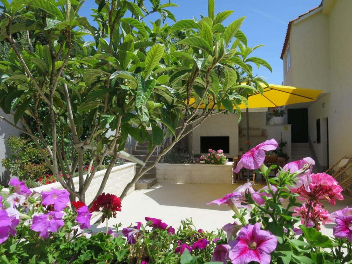 Apartments Kuzmanic Omiš Dış mekan fotoğraf