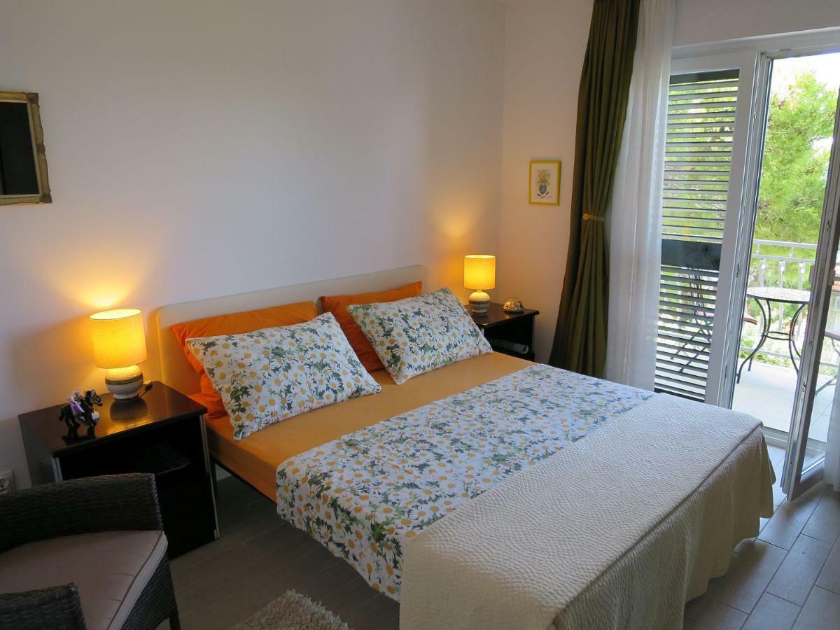 Apartments Kuzmanic Omiš Dış mekan fotoğraf